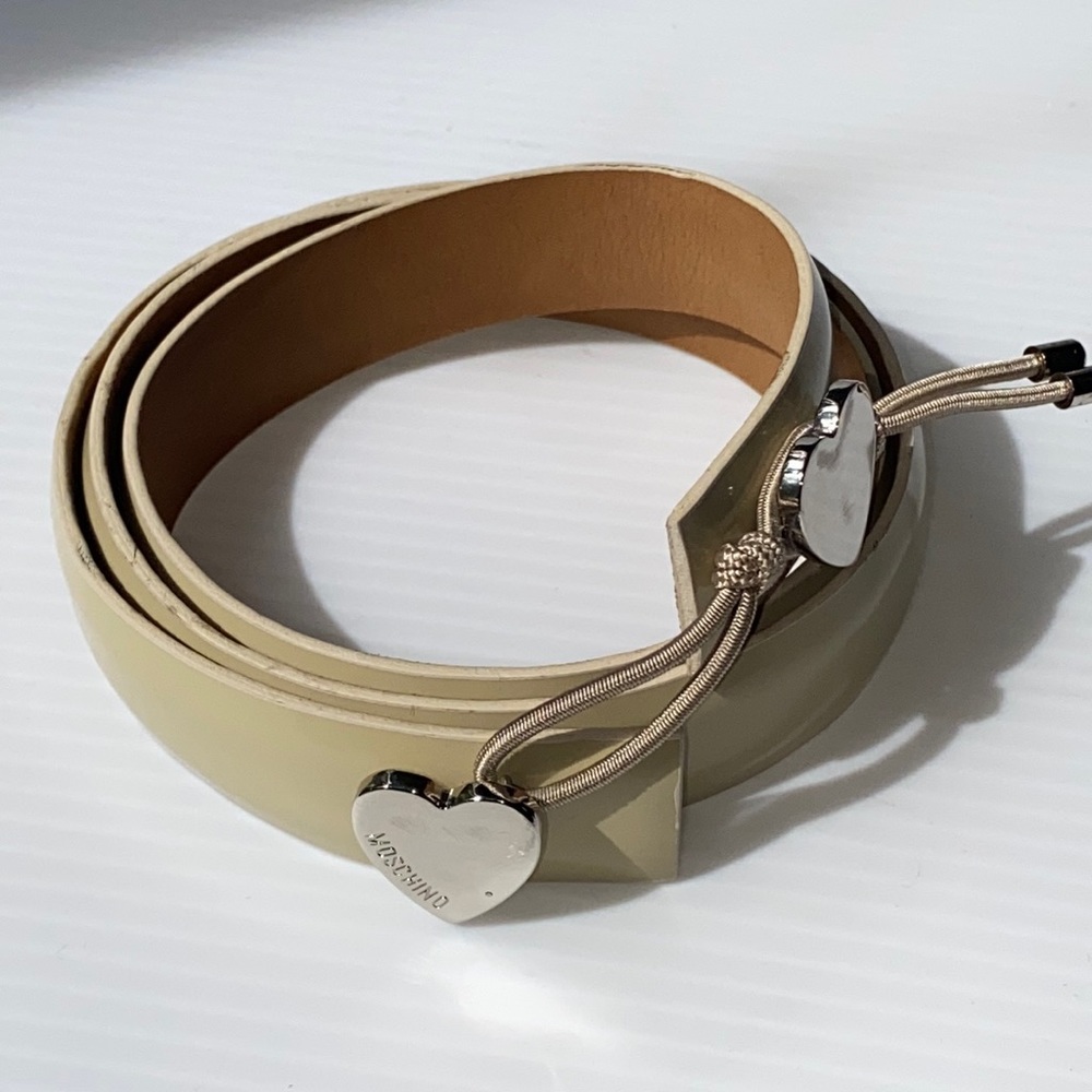 Moschino Redwall Women's Skinny Leather Belt Silver Hearts